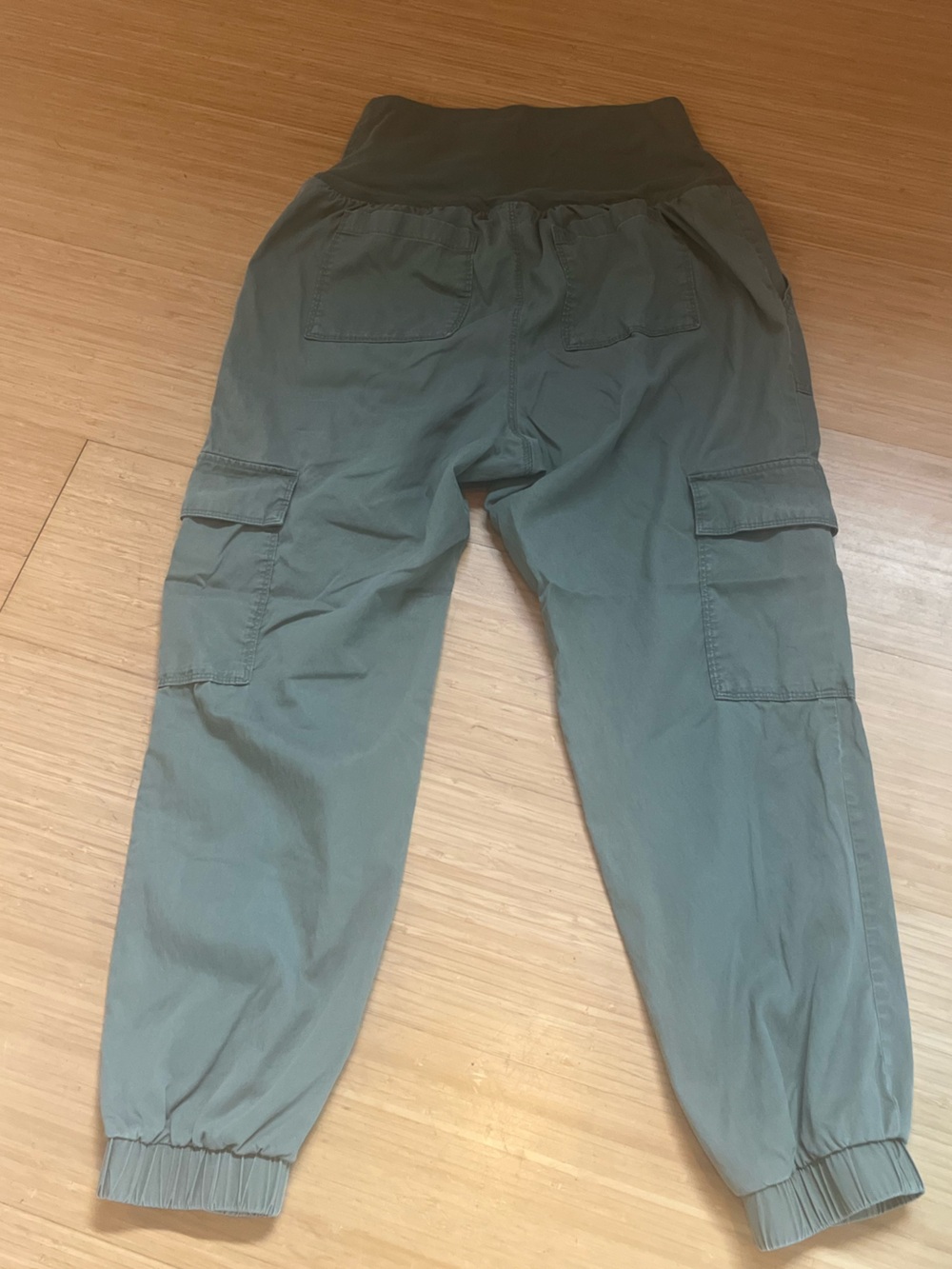 Ingrid & Isabel Maternity Olive Green Cargo Joggers